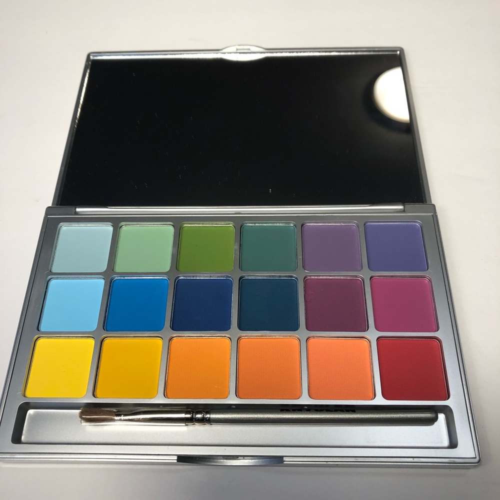 NEW Kryolan Eyeshadow Palette